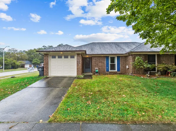 1575 Trent Blvd, Lexington, KY 40515