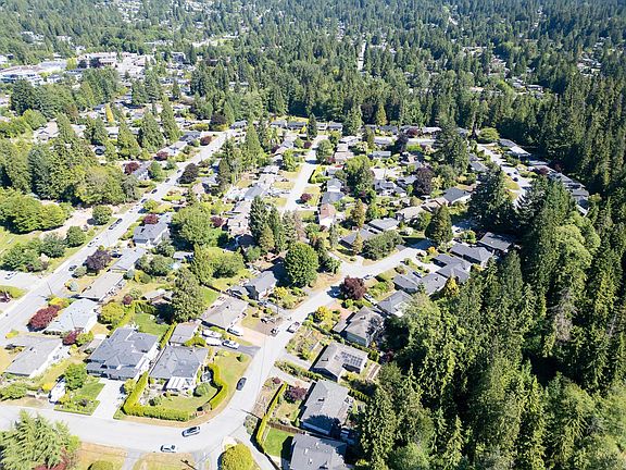 3rd image of 2495 Lauralynn Dr