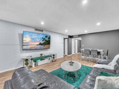 6201 N Falls Circle Dr APT 210, Lauderhill, FL, 33319