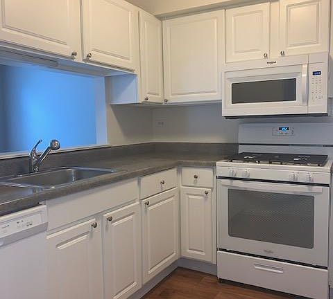 3rd image of 23 Orrington Ct