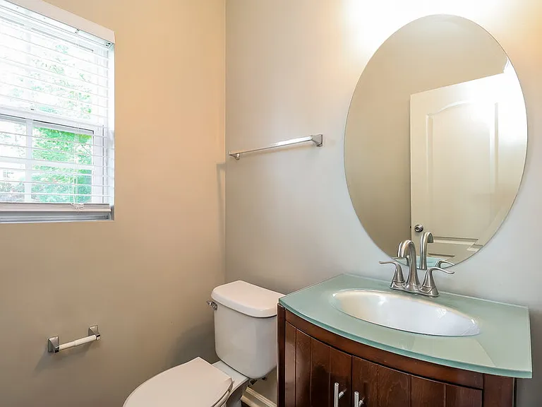 114 Farmers Folly Dr — Photo 16