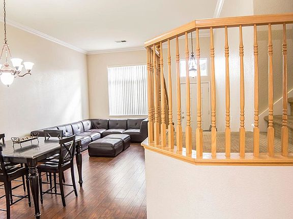 4th image of 8347 Carriage Oaks Way
