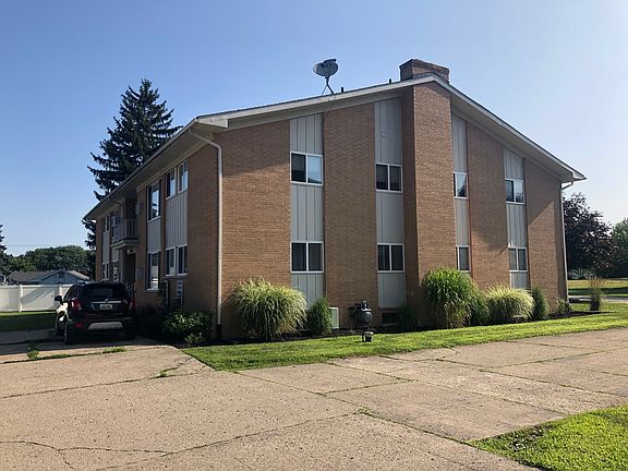 3rd image of 6164 Richards Dr