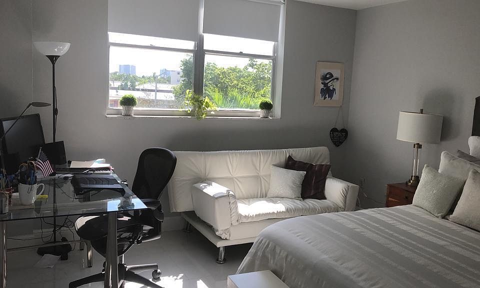 1st image of 6900 Bay Dr APT 3C