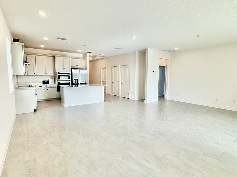 4866 Shady Pines Dr — Photo 7