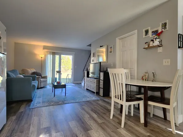 48 Athol Street #48, Killingly, CT 06239