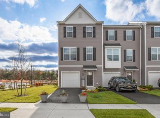 107 W End Ave, Hammonton, NJ 08037