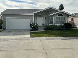 20152 Crestview Dr, Santa Clarita, CA 91351