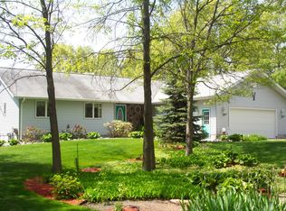 785 Whispering Oaks Dr, Muskegon, MI 49445