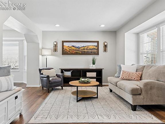 3rd image of 10210 Monmouth Ln