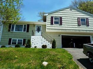 197 White Birch Dr, Waterbury, CT 06708