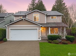 4736 Kapalea Way SE, Lacey, WA 98503