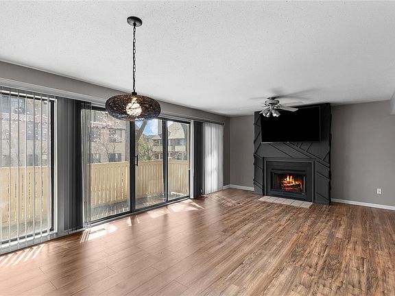 4th image of 5579 Waterman Blvd #D