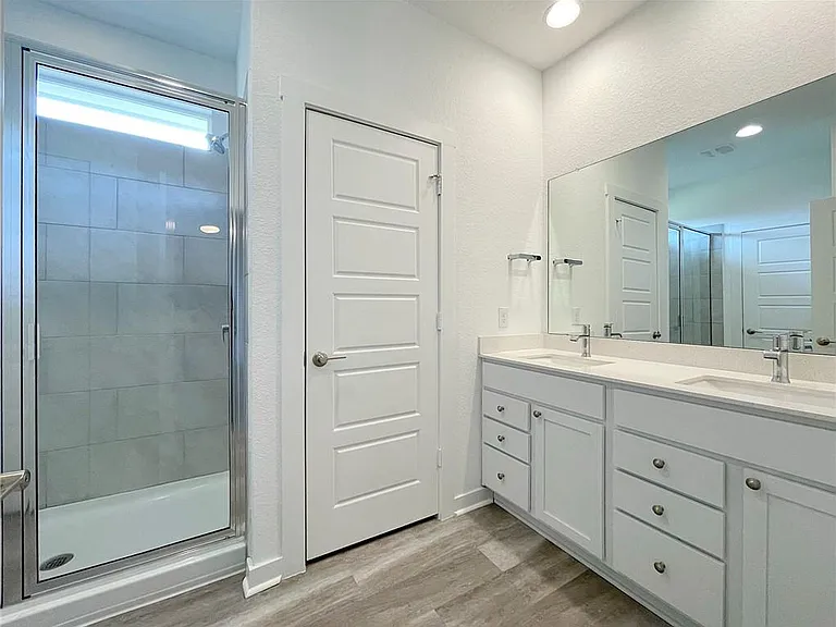 2316 Clemence Ln — Photo 12