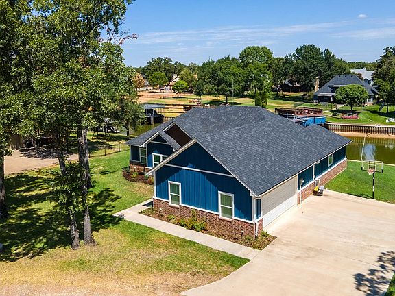 5th image of 119 Adison Ln