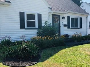 166 Duxbury Rd, Rochester, NY 14626