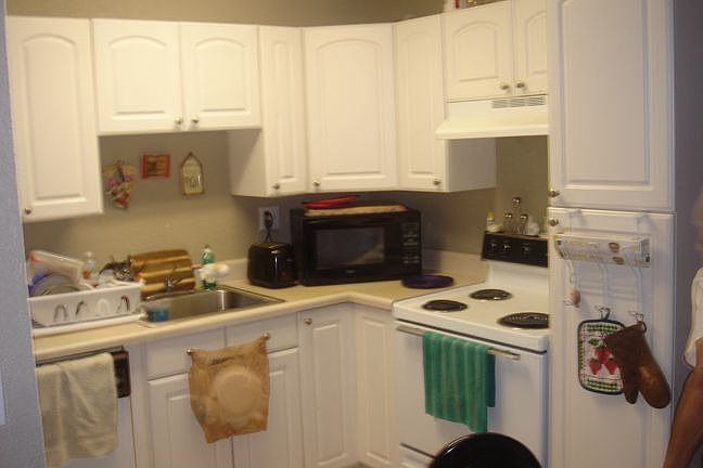 2nd image of 8601 NW 35th St APT 10