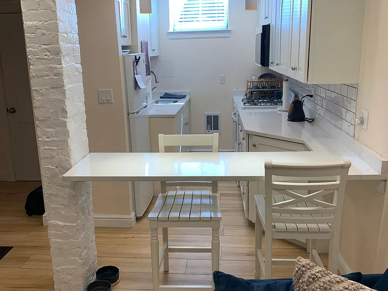 69 Revere St — Photo 5