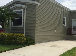 6119 N Guava Ln, Lantana, FL 33462
