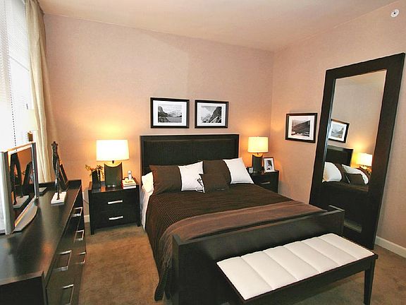 4th image of 320 W 38th St APT 1505