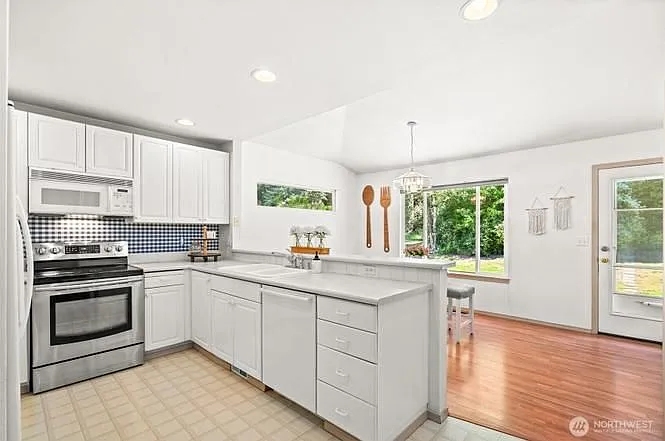 13007 Sunridge Way E — Photo 7