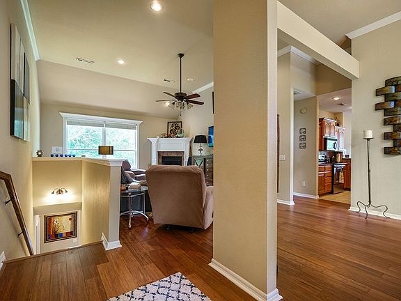 4th image of 4 Reighton Cir