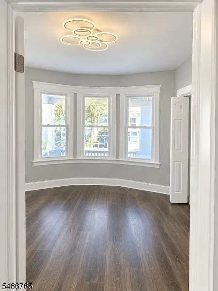3 bed, 1.0 bath, $2,700 — Photo 2