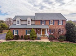 371 Yorkshire Ave, Waynesboro, VA 22980