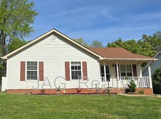 3821 Rosedown Dr, Matthews, NC 28105