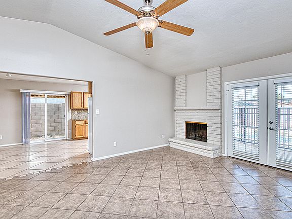 4th image of 7518 W Minnezona Ave