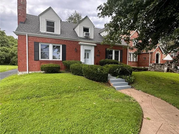 9204 Halls Ferry Rd, Saint Louis, MO 63136