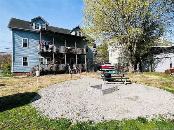 639 Riverside Drive, Thompson, CT 06255