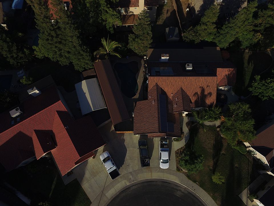 2nd image of 1488 Minarets Ave