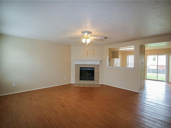 5th image of 3717 Venera St