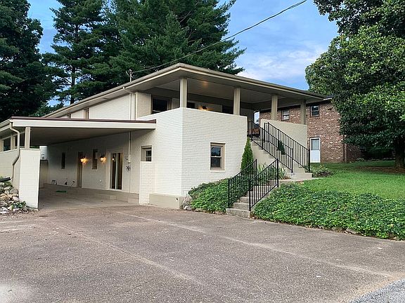4th image of 714 Foster Dr