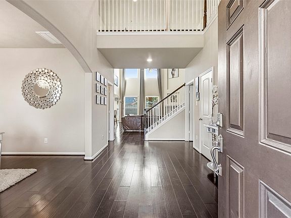 3rd image of 18614 Tara Ashley St