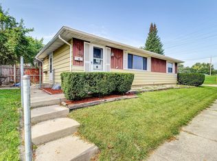 1900 Monroe Ave, Racine, WI 53405