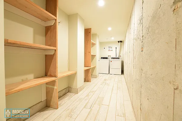 Rented by null | media 10