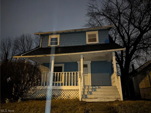 808 Cody Ct NW, Canton, OH 44703