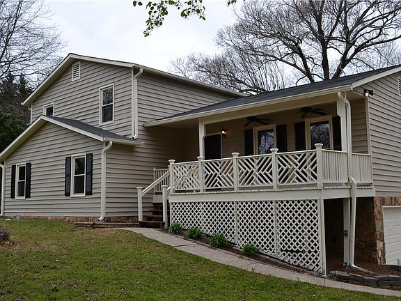 2nd image of 407 Sculley Sq