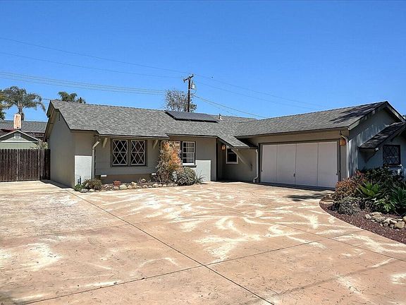 3rd image of 20 Mendocino Dr