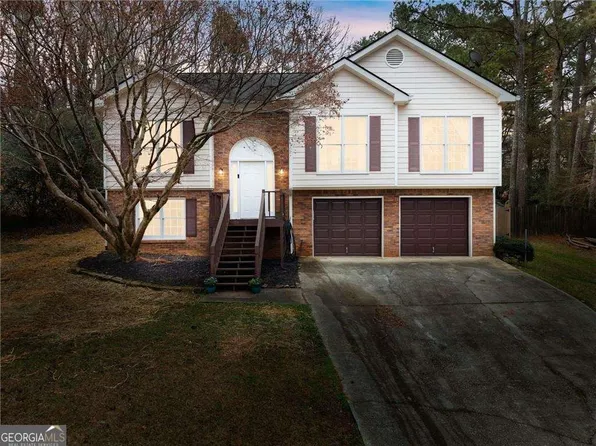 5920 Branden Hill Ln, Buford, GA 30518