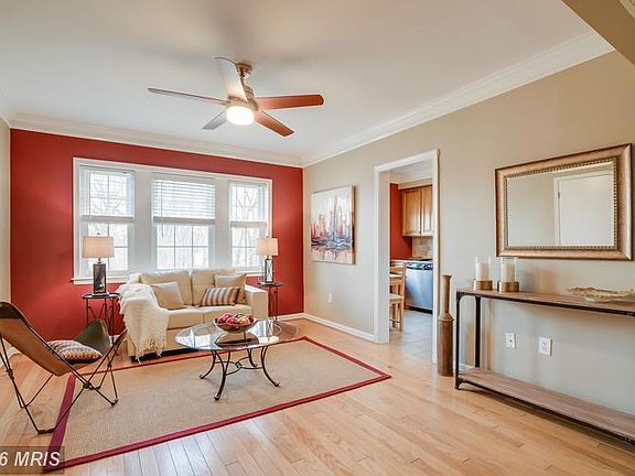 One of the largest 1 BRs in Colonial Village!