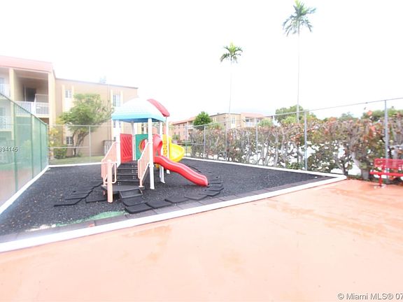 3rd image of 5020 NW 79th Ave APT 101