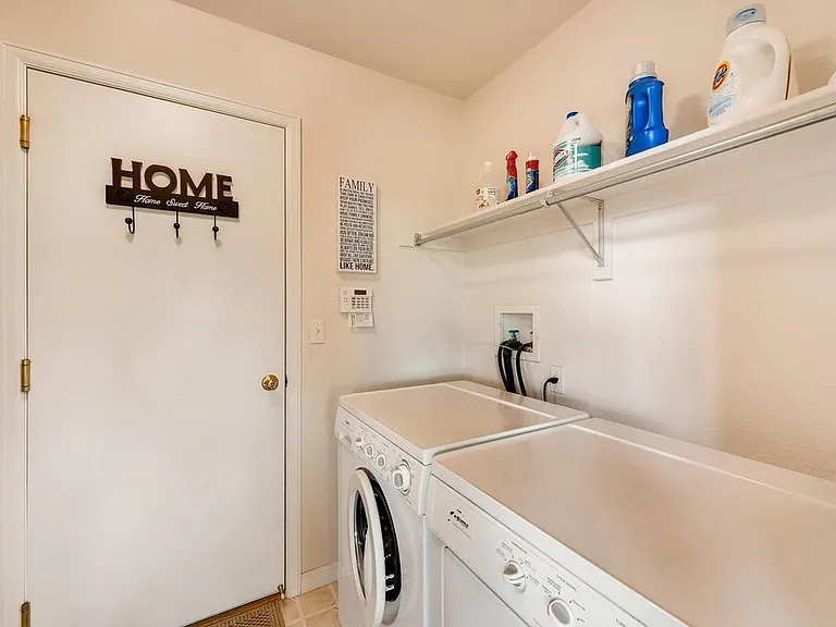 5971 S Waco St — Photo 28