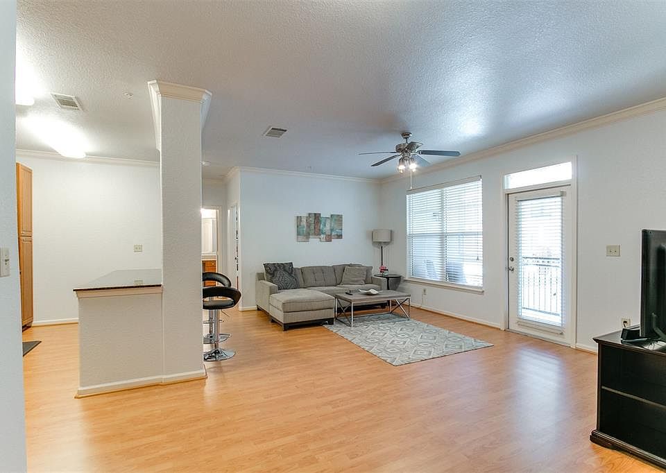 1st image of 1711 Old Spanish Trl APT 304