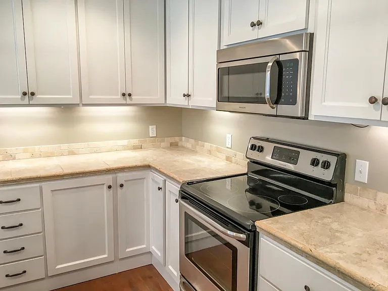 112 Grapevine Ct — Photo 8