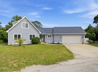 312 Pine Knoll Circle, Pine Knoll Shores, NC 28512
