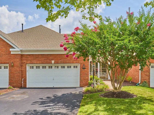 5133 Curran Creek Dr, Haymarket, VA 20169