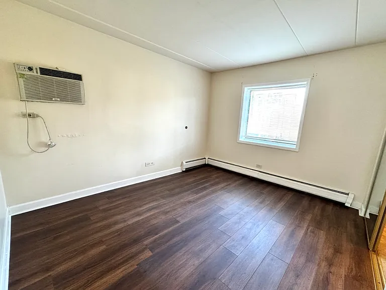 264 E Bailey Rd #C — Photo 6